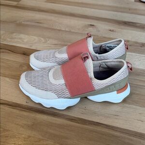 Sorel Beige and Coral Slip-On Knit Sneakers